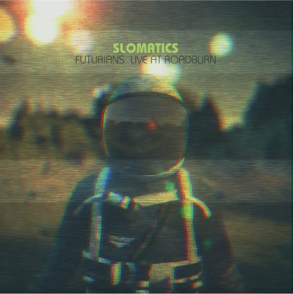 a2024427968_10